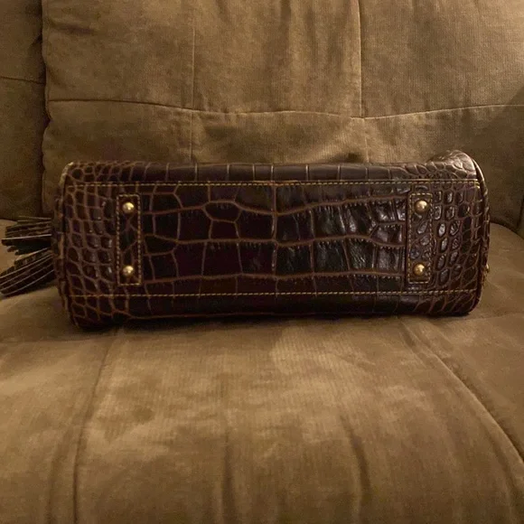 Dooney & Bourke croco embossed fino leather handbag - Picture 7 of 7